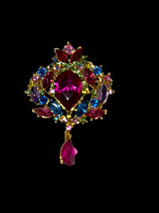 MULTICOLOR BROOCHES